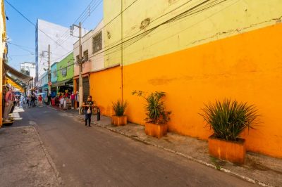 Loja-Salão, 1744 m² - Foto 1