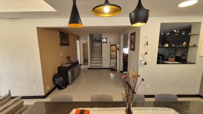 Casa, 5 quartos, 180 m² - Foto 3