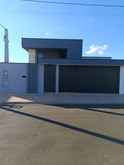 Casa, 5 quartos, 250 m² - Foto 1