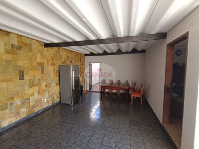 Casa, 3 quartos, 172 m² - Foto 2