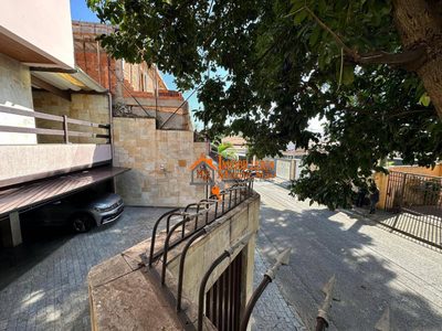 Sobrado, 3 quartos, 364 m² - Foto 2