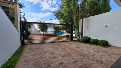 Casa, 3 quartos, 330 m² - Foto 3