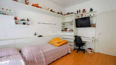 Apartamento, 4 quartos, 250 m² - Foto 2