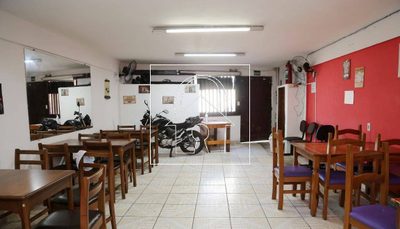 Sobrado, 4 quartos, 240 m² - Foto 2