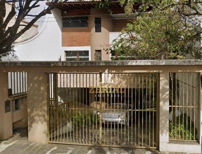 Sobrado, 3 quartos, 590 m² - Foto 1