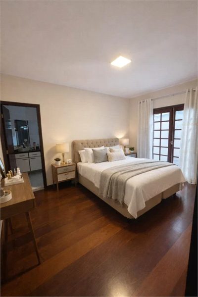 Casa, 4 quartos, 210 m² - Foto 4