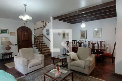 Casa, 3 quartos, 193 m² - Foto 2