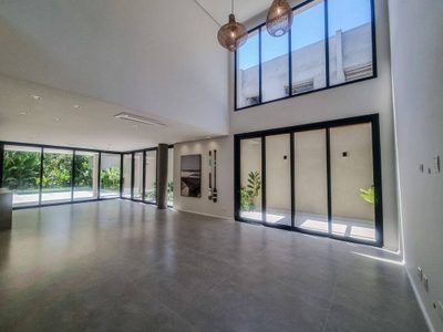 Casa, 4 quartos, 355 m² - Foto 2