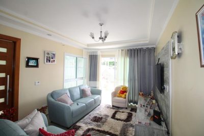 Casa, 3 quartos, 244 m² - Foto 1