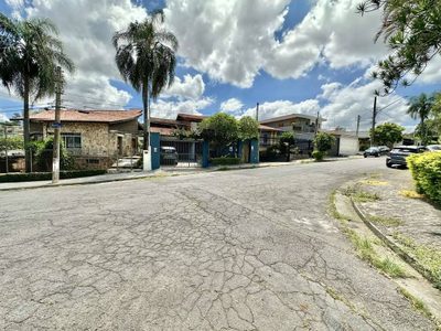 Casa, 4 quartos, 228 m² - Foto 3