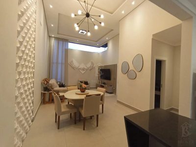 Casa, 3 quartos, 20 m² - Foto 1