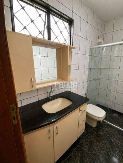 Casa, 3 quartos, 240 m² - Foto 3