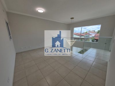 Casa, 5 quartos, 248 m² - Foto 2