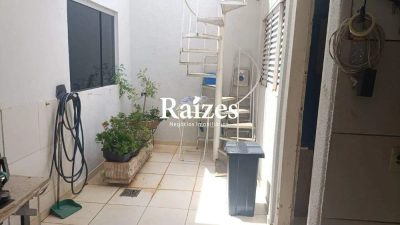 Casa, 4 quartos, 190 m² - Foto 4