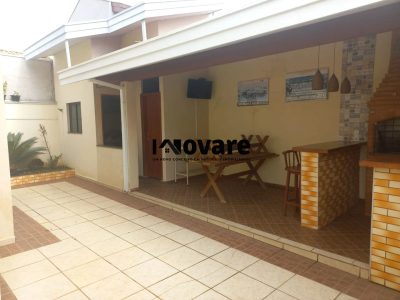 Casa, 3 quartos, 202 m² - Foto 1