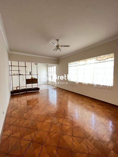 Casa, 4 quartos, 171 m² - Foto 1