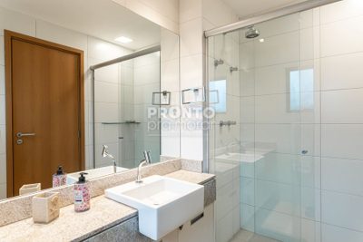 Casa, 4 quartos, 197 m² - Foto 1