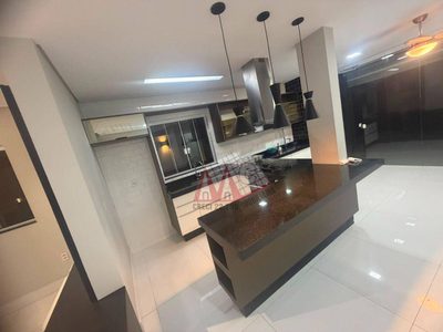 Sobrado, 3 quartos, 170 m² - Foto 1