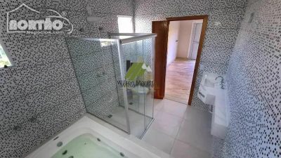 Casa, 5 quartos, 246 m² - Foto 4