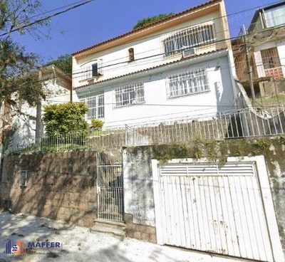 Sobrado, 3 quartos, 240 m² - Foto 2
