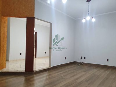 Casa, 3 quartos, 180 m² - Foto 2