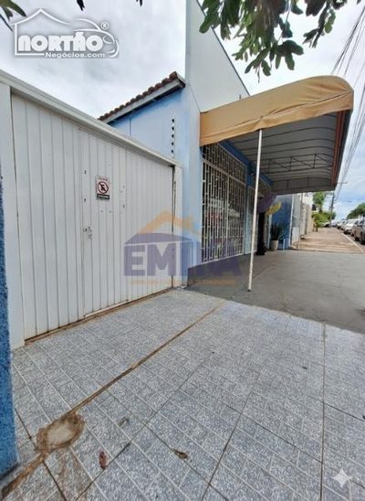 Casa, 3 quartos, 209 m² - Foto 1