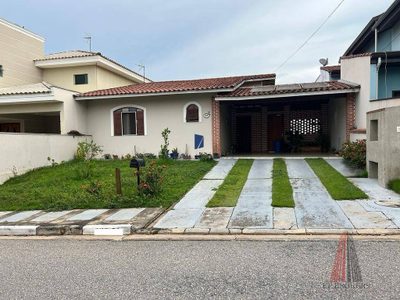 Casa, 3 quartos, 190 m² - Foto 1