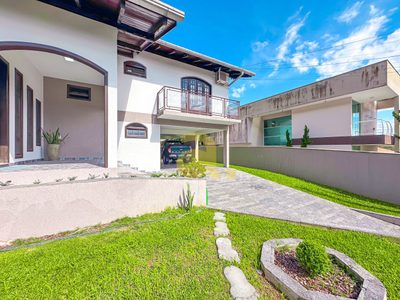 Casa, 4 quartos, 240 m² - Foto 4