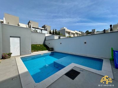 Casa, 3 quartos, 257 m² - Foto 2