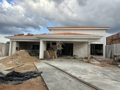 Casa, 3 quartos, 320 m² - Foto 1