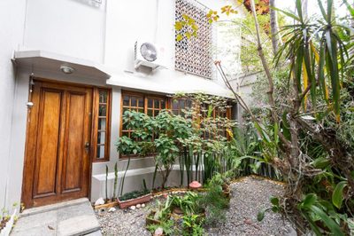 Casa, 3 quartos, 200 m² - Foto 1