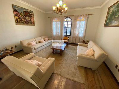 Casa, 3 quartos, 195 m² - Foto 1