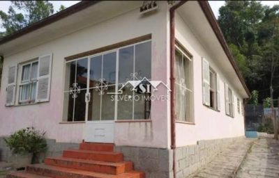 Casa, 4 quartos, 250 m² - Foto 1