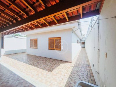 Casa, 4 quartos, 275 m² - Foto 3