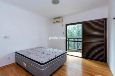 Apartamento, 3 quartos, 184 m² - Foto 2
