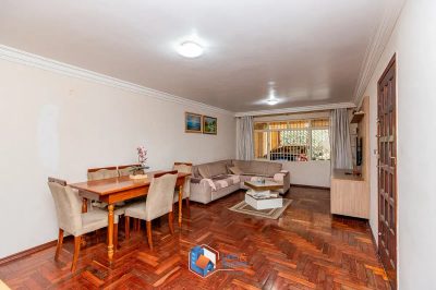 Casa, 3 quartos, 196 m² - Foto 1