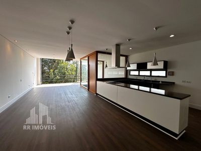 Casa, 3 quartos, 235 m² - Foto 1
