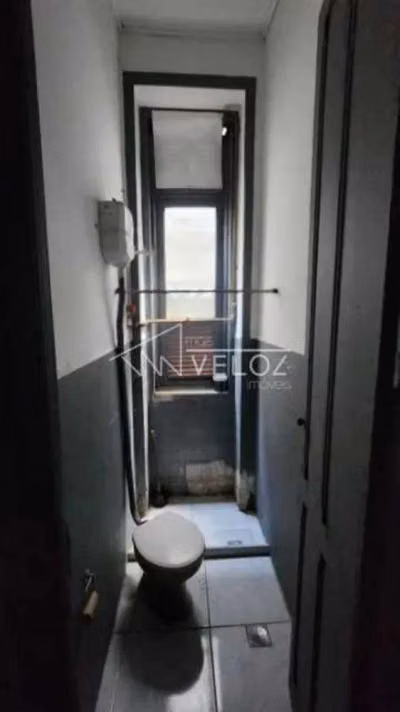 Sobrado, 8 quartos, 216 m² - Foto 1