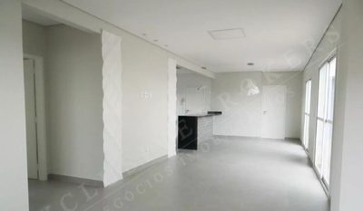 Cobertura, 4 quartos, 215 m² - Foto 3