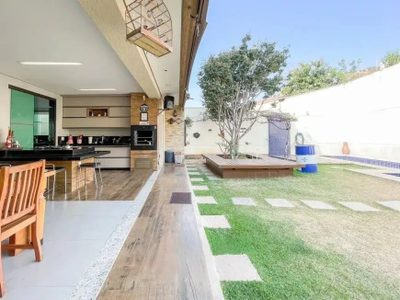 Casa, 4 quartos, 200 m² - Foto 4