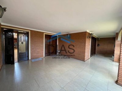 Casa, 3 quartos, 236 m² - Foto 2