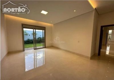 Casa, 1 quarto, 289 m² - Foto 3