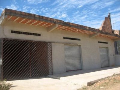 Casa, 2 quartos, 70 m² - Foto 1