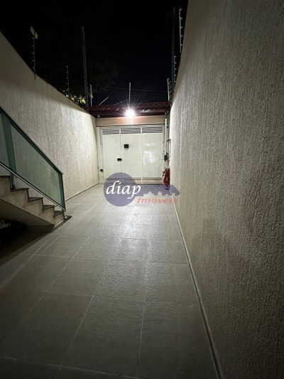 Sobrado, 3 quartos, 210 m² - Foto 2