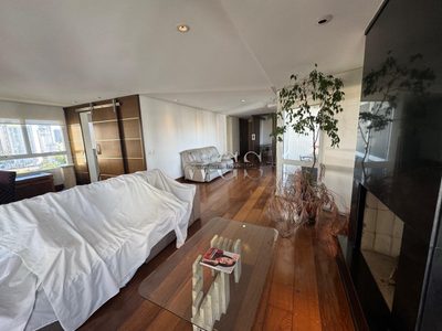 Apartamento, 4 quartos, 211 m² - Foto 1