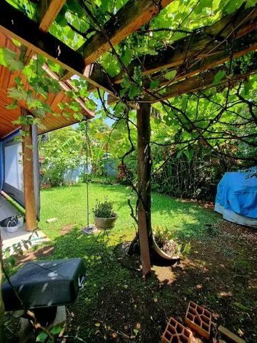 Sobrado, 5 quartos, 237 m² - Foto 1