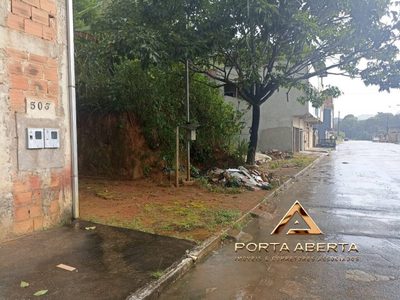 Terreno, 180 m² - Foto 1