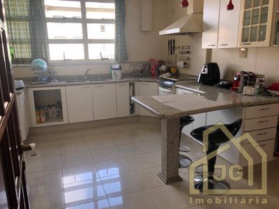 Apartamento, 3 quartos, 178 m² - Foto 2