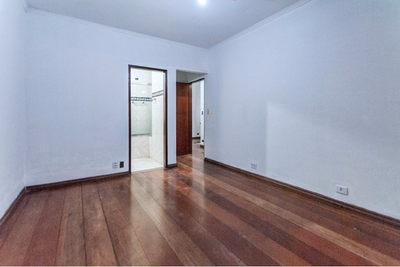 Casa, 3 quartos, 309 m² - Foto 2