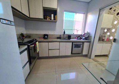 Casa, 3 quartos, 190 m² - Foto 4